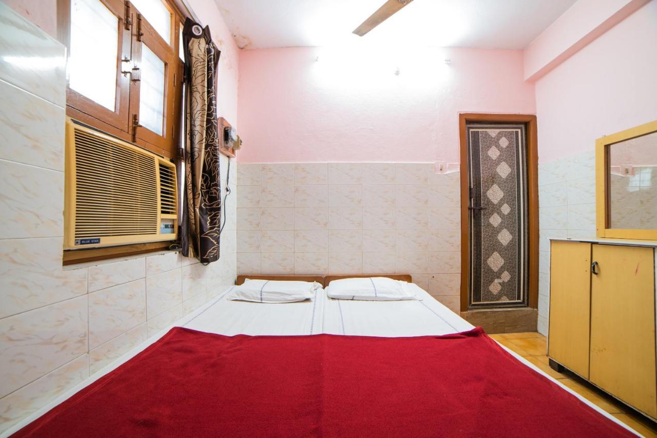 Hotel O Sree Radha Lodge Near Snow World Secunderabad Ngoại thất bức ảnh