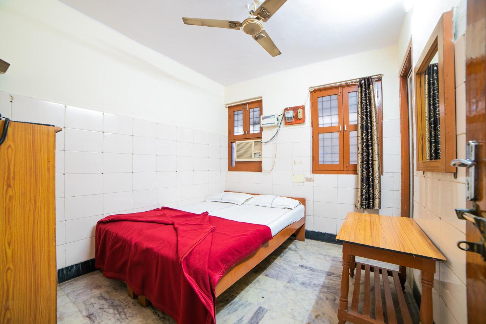 Hotel O Sree Radha Lodge Near Snow World Secunderabad Ngoại thất bức ảnh